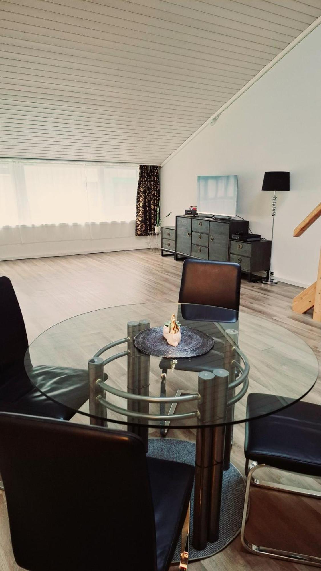Muota River Loft & Muota Industry Apartment Near Stoos 穆奥塔塔尔 外观 照片